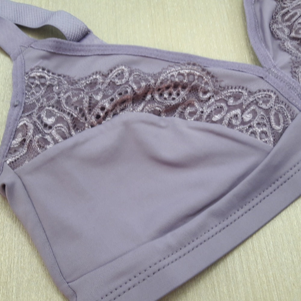 Conjunto Lingerie Calcinha Básica Sutiã Sem Bojo Conforto